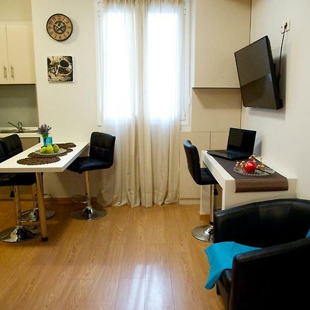 Stylish And Elegant Apts Διαμέρισμα Αθήνα Εξωτερικό φωτογραφία